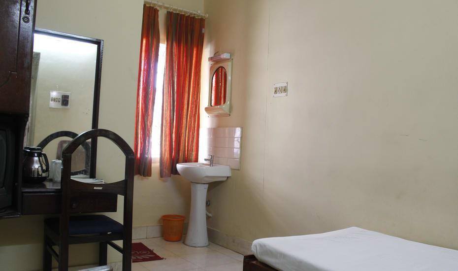 Hotel Regency Thiruvananthapuram Dış mekan fotoğraf