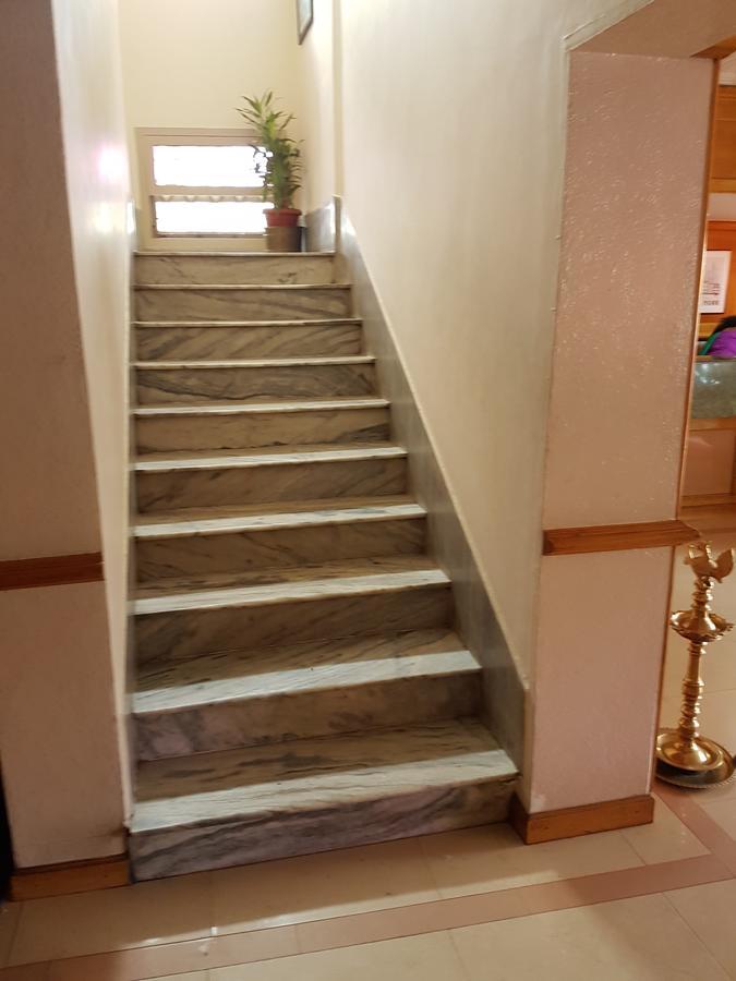 Hotel Regency Thiruvananthapuram Dış mekan fotoğraf